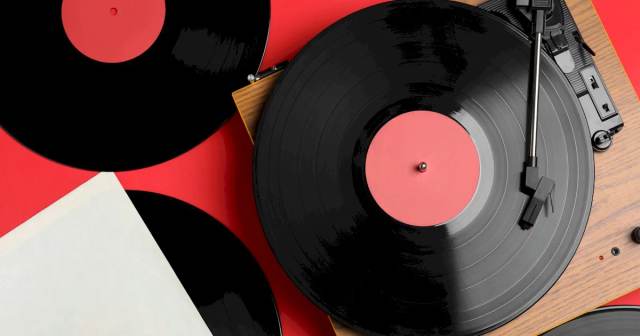 Curitiba celebra cultura do vinil em 1º encontro de colecionadores