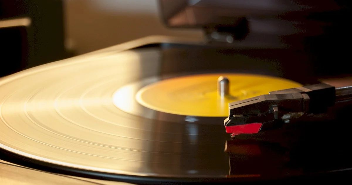 Feira de discos de vinil acontece em S.J. dos Campos