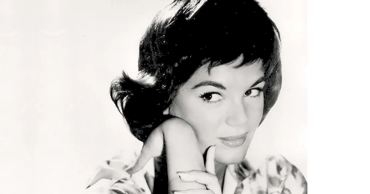 Connie Francis: 'Pretty Little Baby' é eleita faixa do ano no TikTok em 2025