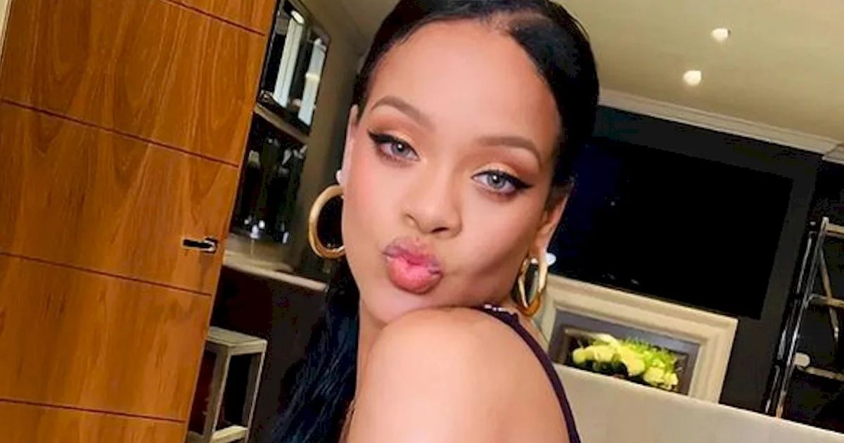Rihanna faz história com 'Only Girl (In The World)'