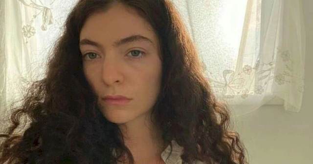 Lorde conquista o topo das paradas britânicas com 'Virgin'