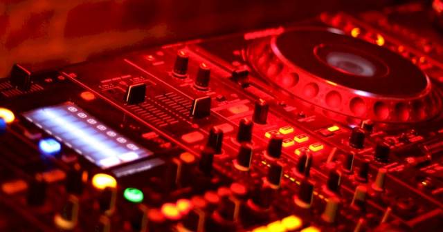 O mercado bilionário da música eletrônica que cresceu em 2024