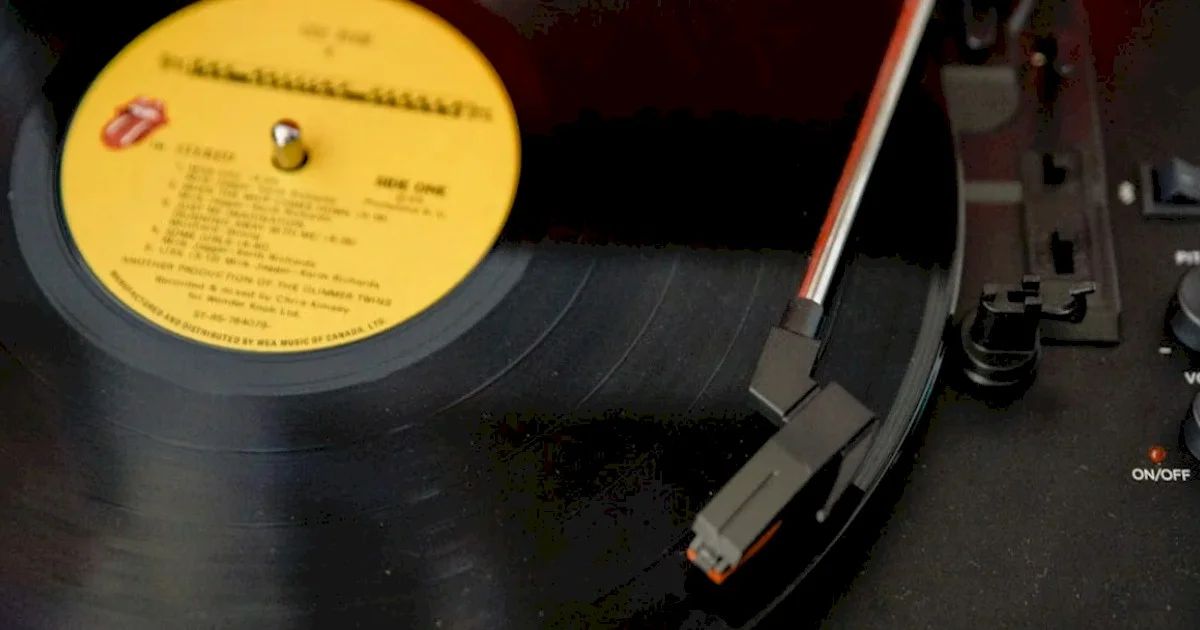 Vinil em expansão: fábrica aumenta produção para suporte a músicos Independentes