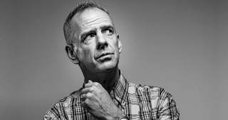 Fatboy Slim celebra 30 anos de 'Better Living Through Chemistry' com vinil remasterizado