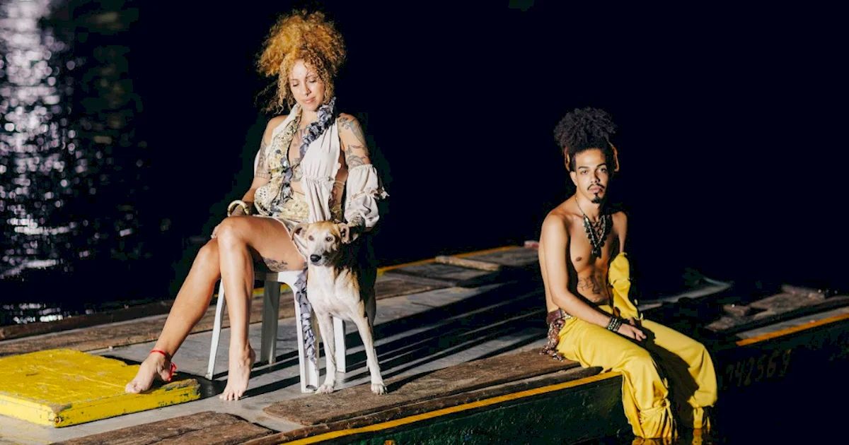 LEOA e Léo da Bodega apostam em afrobeat com brasilidade em 'Tudo São Fases'